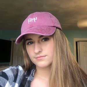 Meet your Posher, Marina